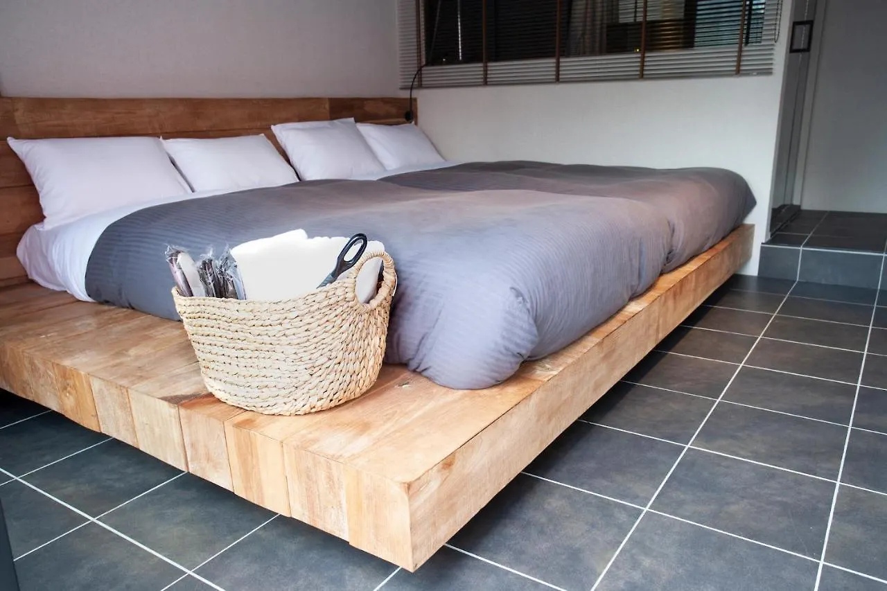 **  Hotel Seven Garden Токио Япония