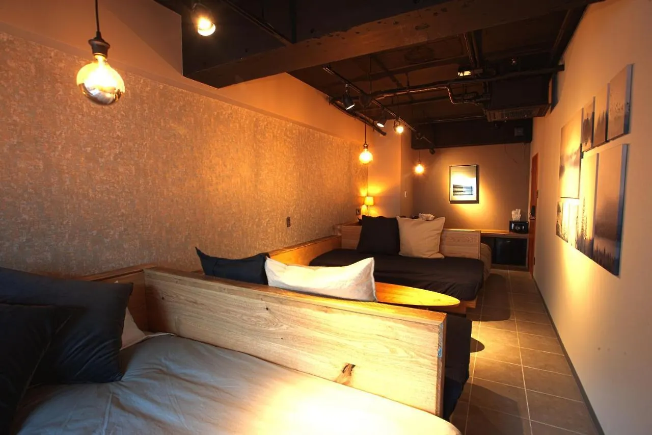 Hotel Seven Garden Tokyo 2*,